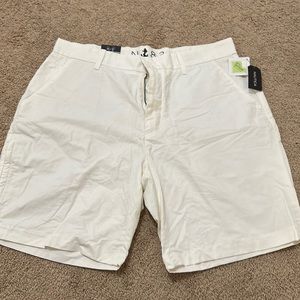 Nautica modern fit men short